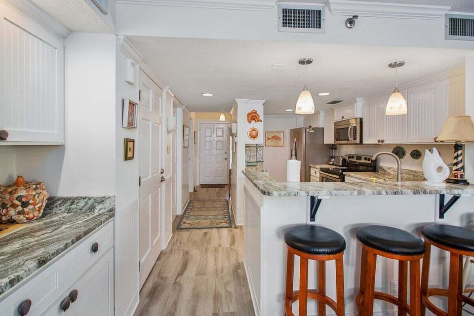 North Breakers 505 - breakfast Bar