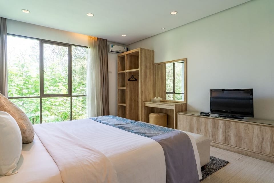 Villa, 4 Bedrooms | 3 bedrooms, premium bedding, Select Comfort beds, individually decorated