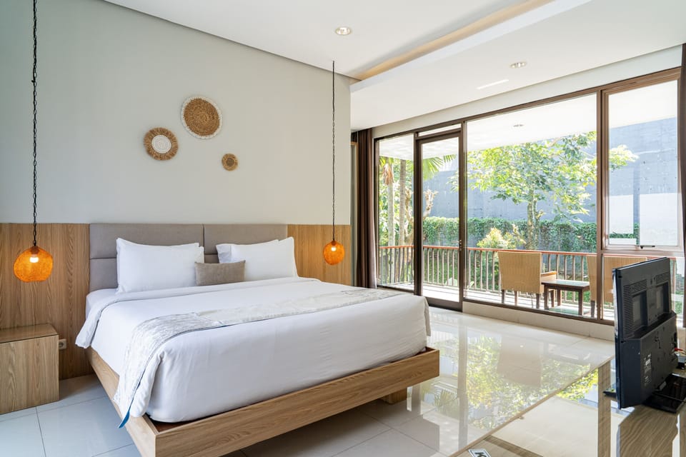 4 Bedrooms Villa with Private Pool | 4 bedrooms, premium bedding, Select Comfort beds, individually decorated