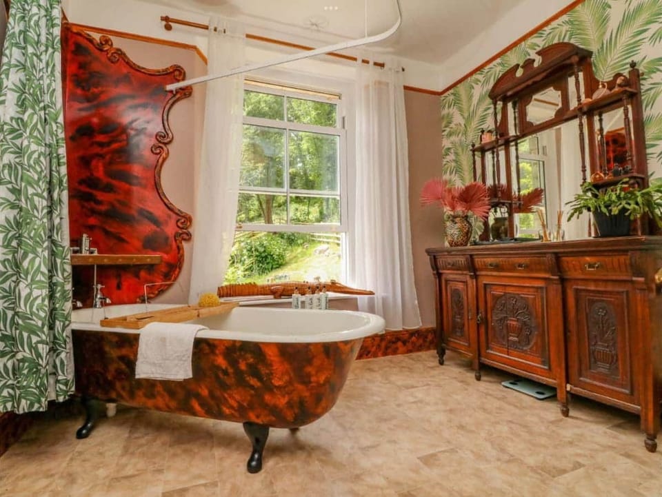 Original Cast iron bath , Very deep.