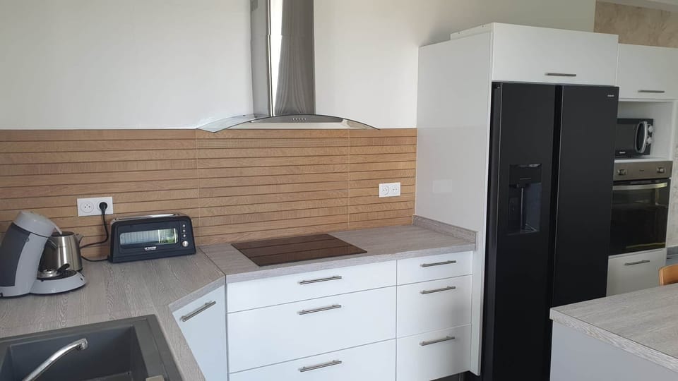 Villa zeinga cuisine moderne equipements sainte anne