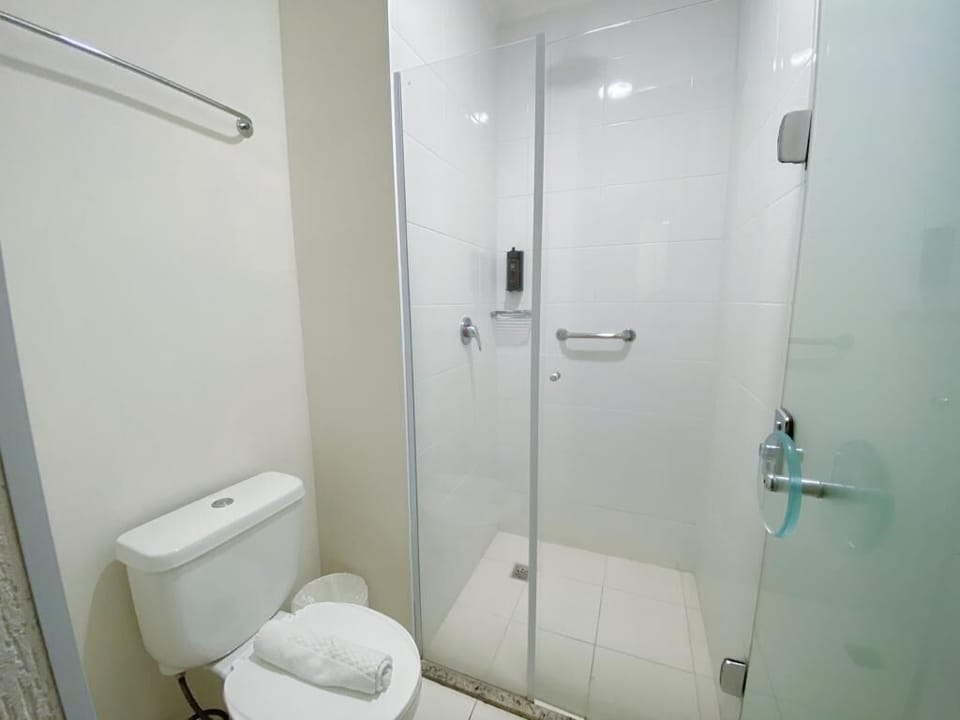 Standard Double Room | Minibar, in-room safe, desk, laptop workspace