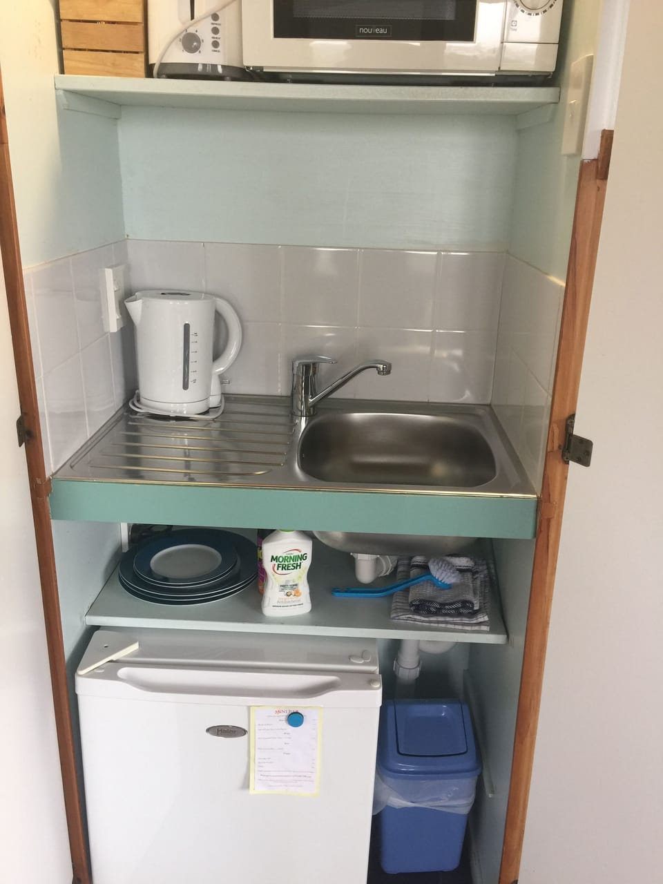 Mini-refrigerator