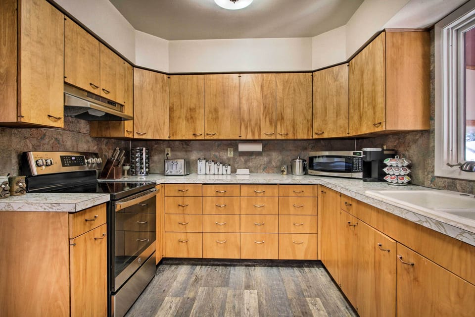 Kitchen | Toaster | Blender | Ice Maker
