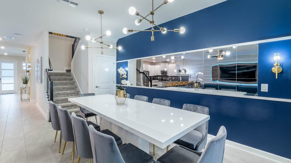 Dining Room (Angle)