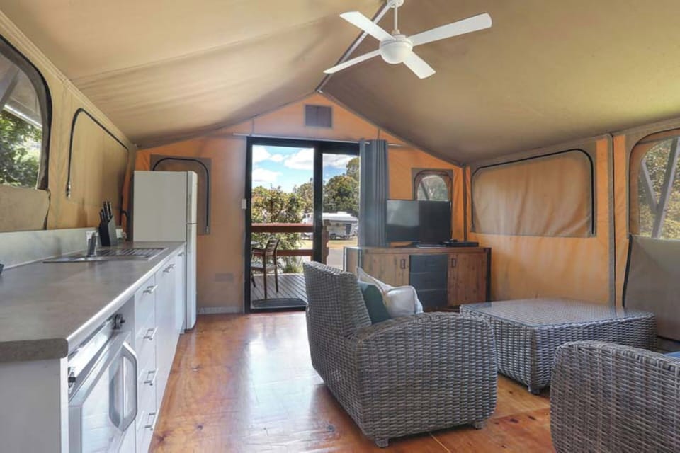 Deluxe Beach Tent - Sleeps 4 | Private kitchen | Fridge, microwave, stovetop, electric kettle