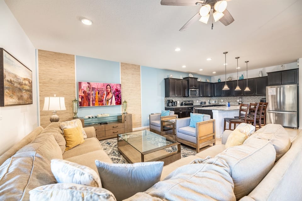 Open Plan Kitchen & Lounge