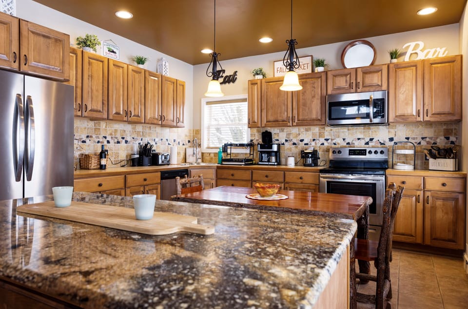 Fully Stocked Kitchen