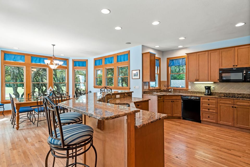 CC176: Beach ParTee Time | Bottom Level Kitchen