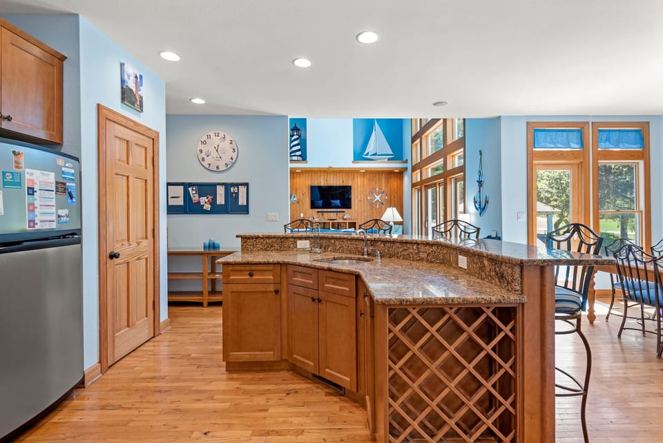 CC176: Beach ParTee Time | Bottom Level Kitchen