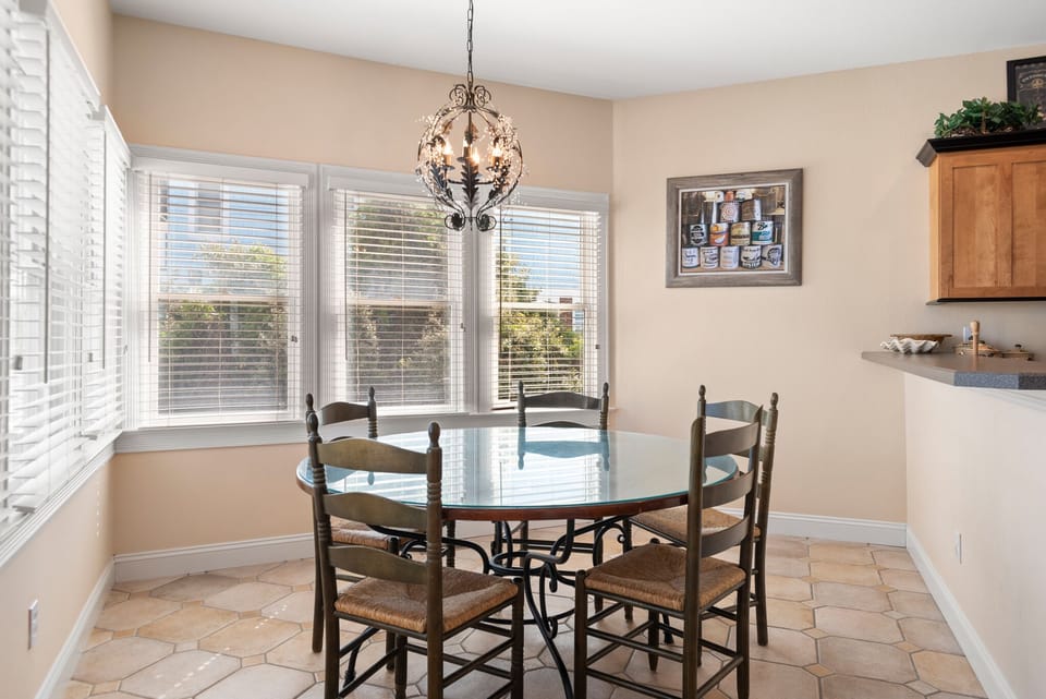 CC205: After Dune Delight | Bottom Level Dining Area