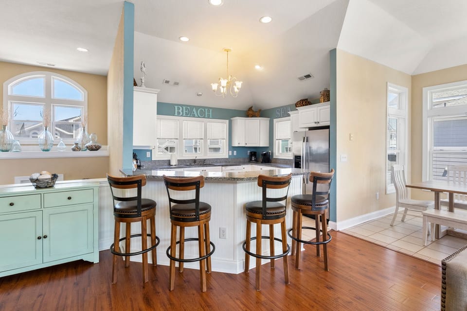 OSO11: Craba-Cabana | Top Level Kitchen