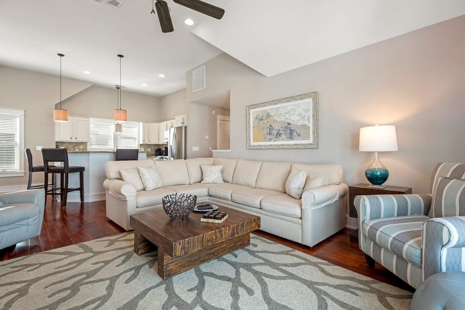 OSO36: A Ruff Life l Top Level Living Area