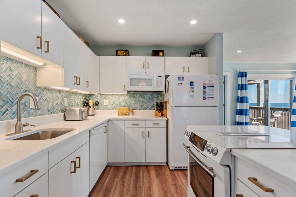 SC06: Wright Nice View | Kitchen