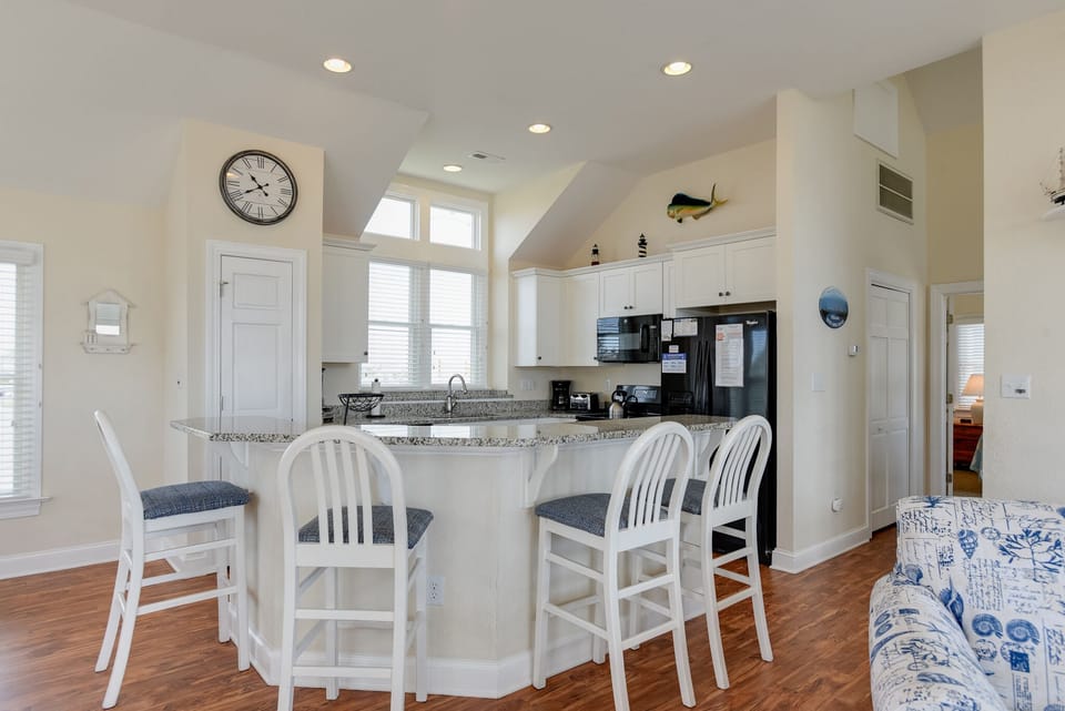 SV10: The Sandcastle By The Sea | Top Level Kitchen