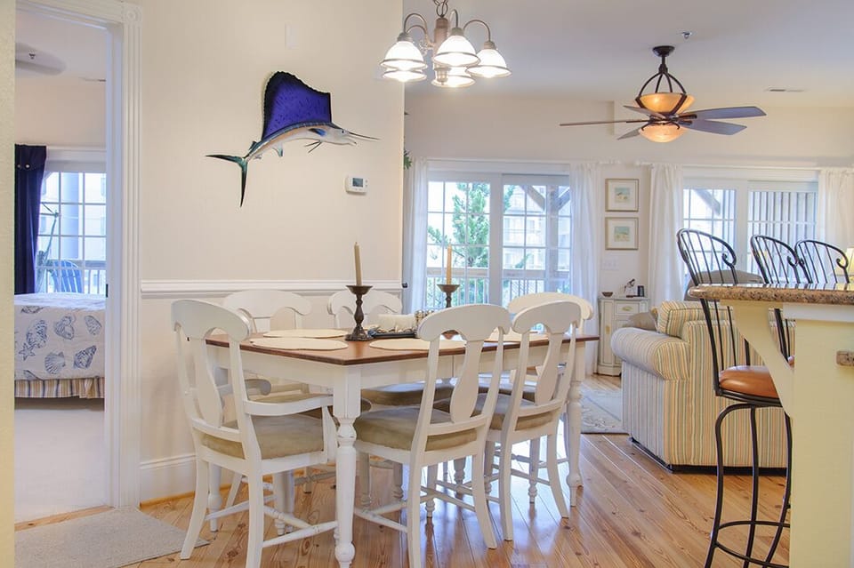 VP202: Reelaxation | Dining Area