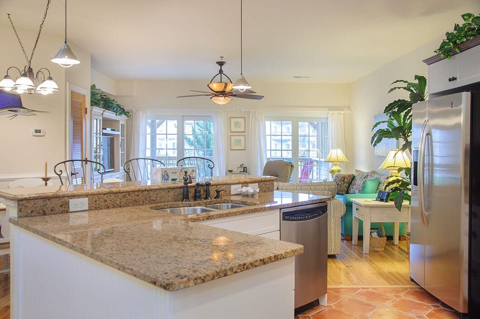 VP202: Reelaxation | Kitchen