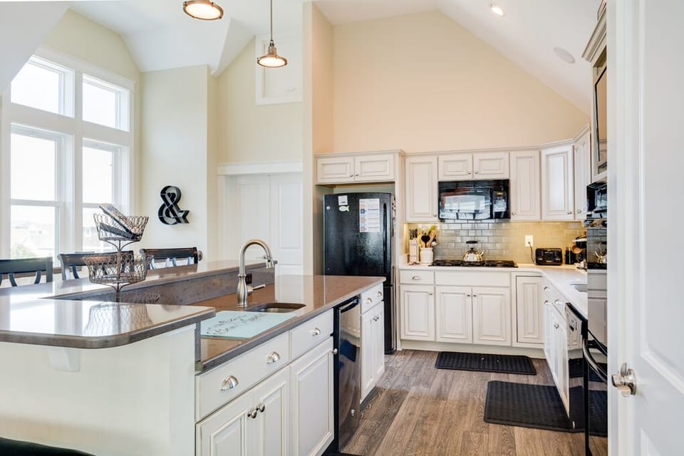 JR116: Take Five | Top Level Kitchen