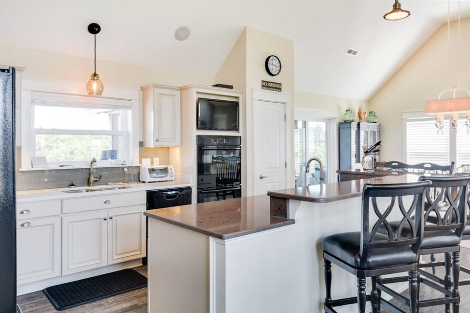 JR116: Take Five | Top Level Kitchen