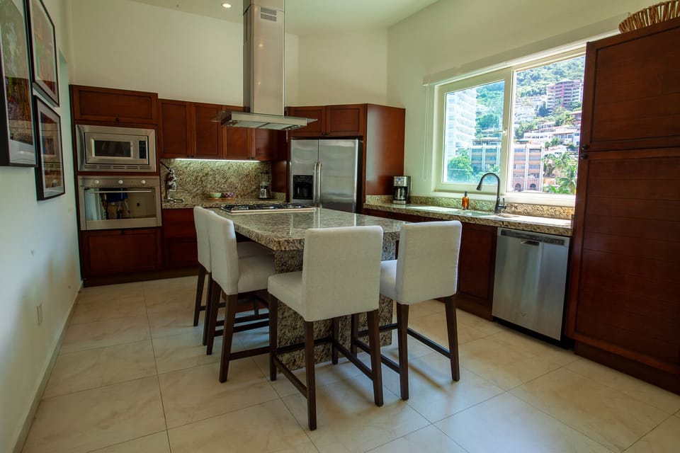 Penthouse - Image 14