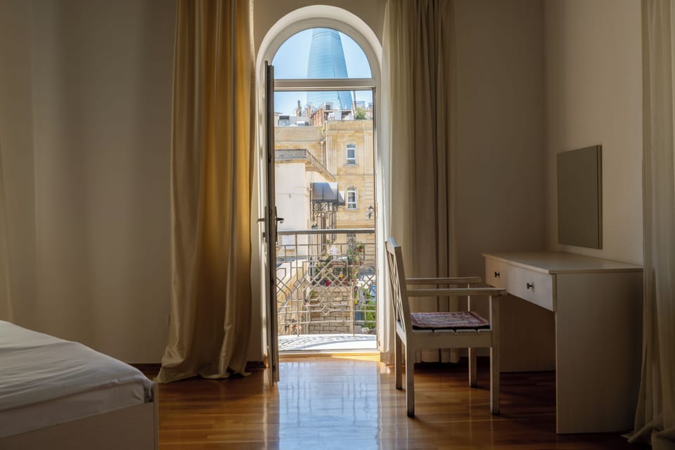 King Room, Balcony | Premium bedding, minibar, individually decorated, individually furnished
