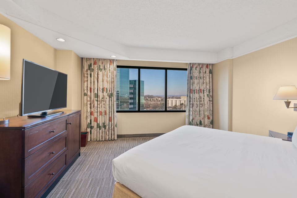 In-room safe, desk, laptop workspace, blackout drapes