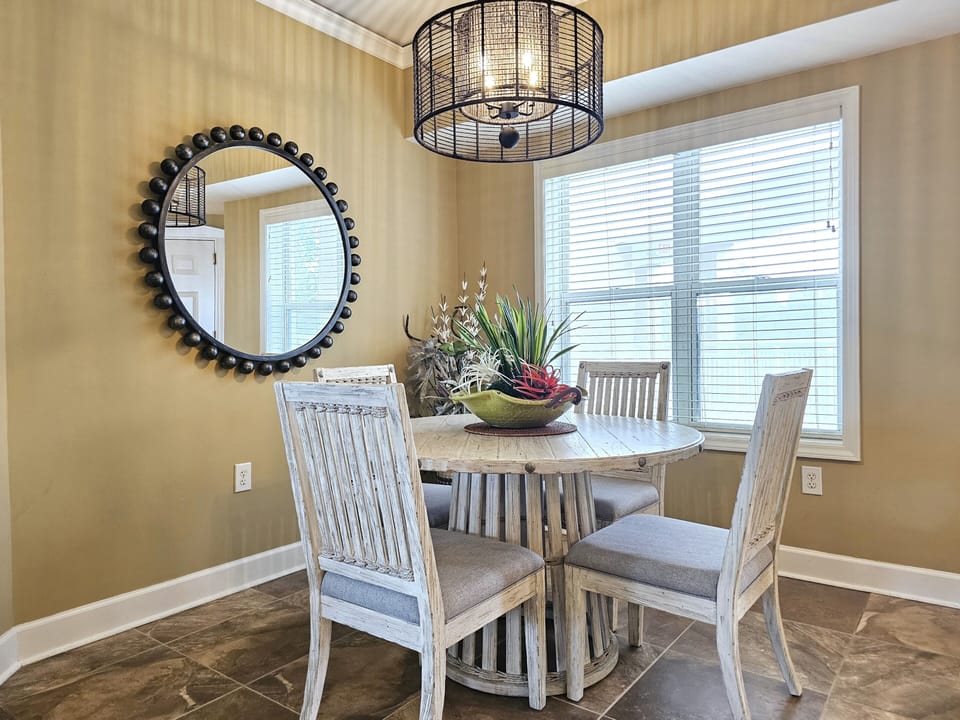 Dining Table with Seating for Four at 6406 Hampton Place