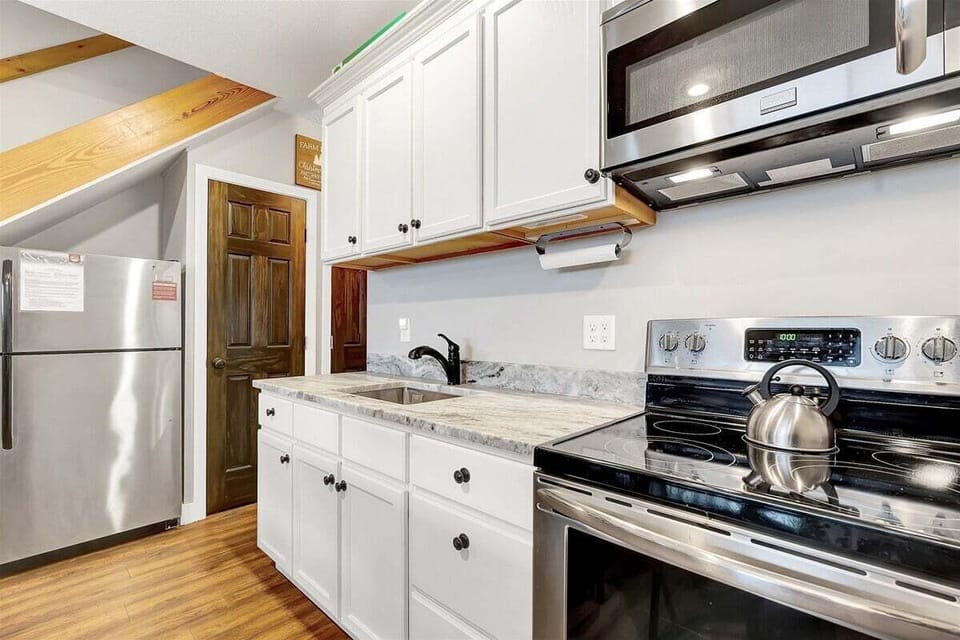 Kitchen area