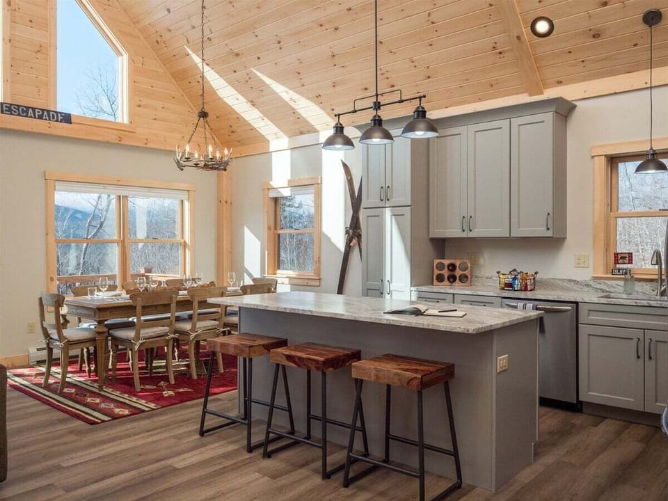 Kitchen/dining area