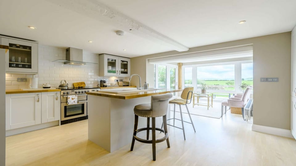 The Farmhouse - StayCotswold