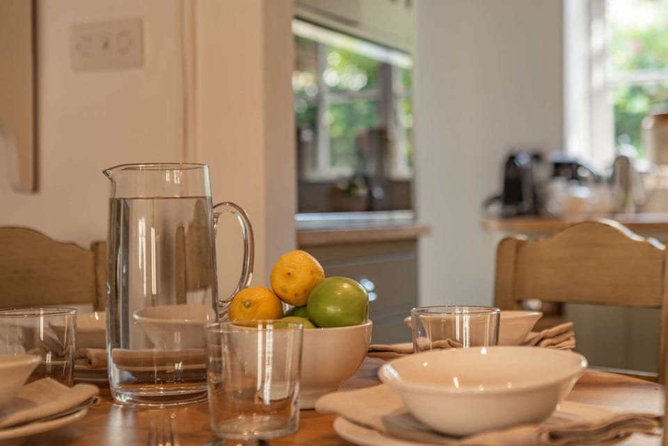 Garden Cottage Kitchen - StayCotswold
