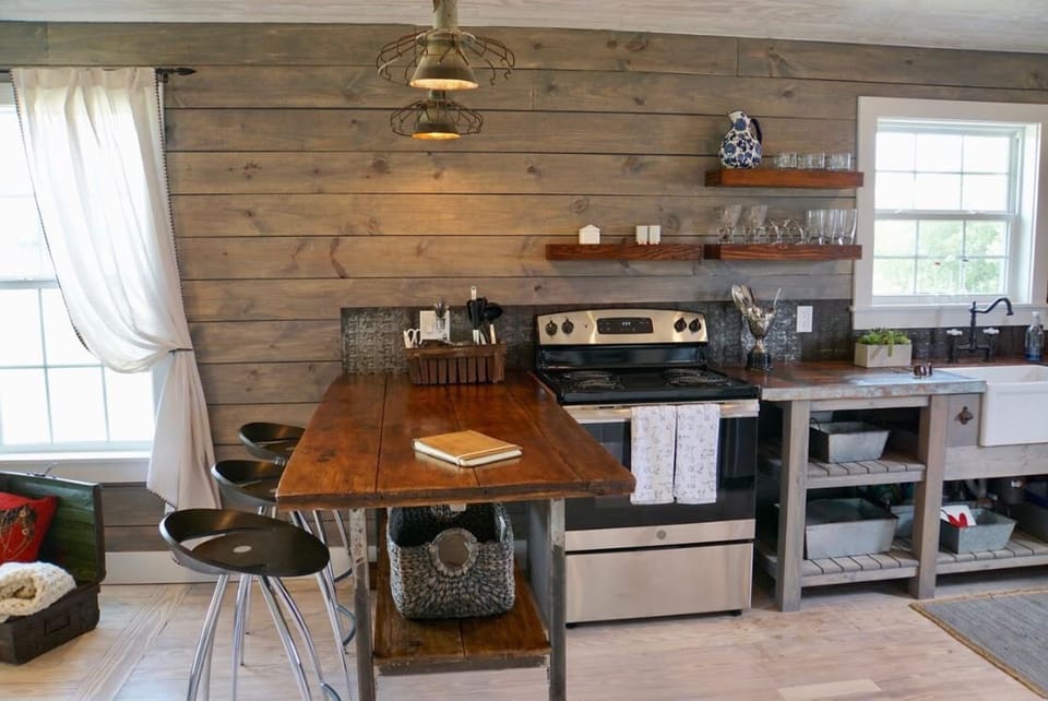 Breakfast bar