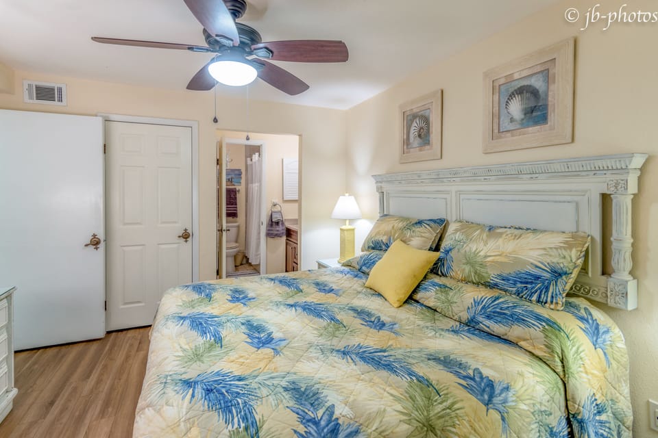 Master suite 