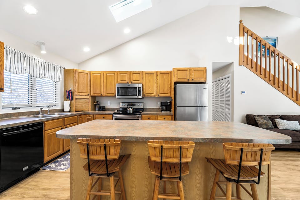 Kitchen | Keurig Drip & Single-Serve Coffee Maker | Coffee Grinder