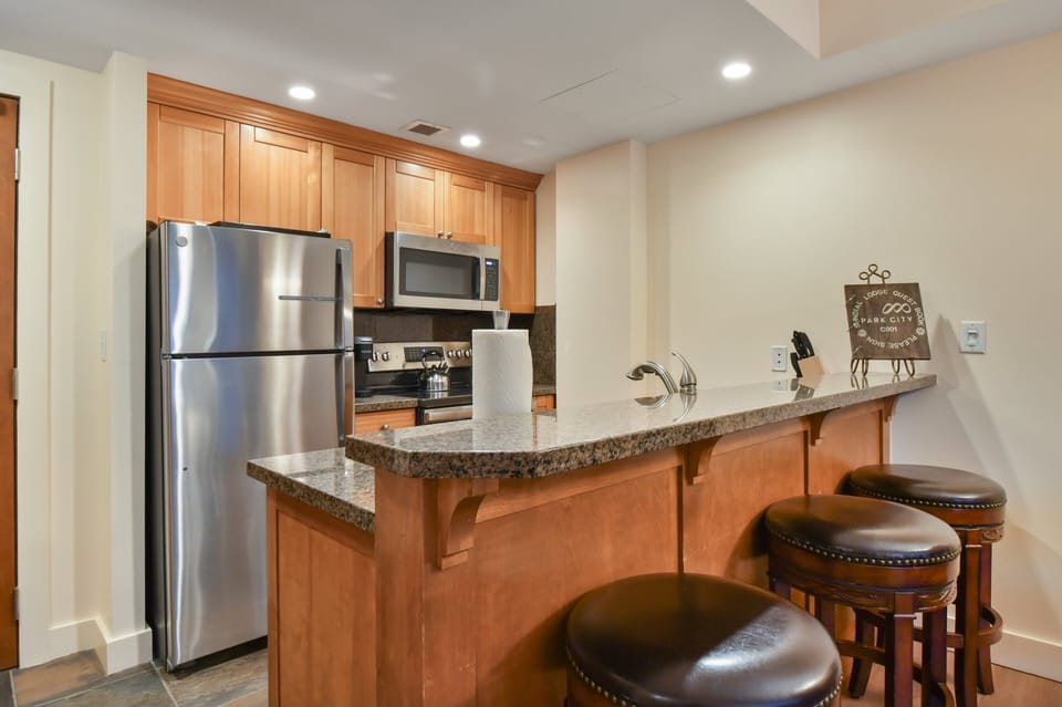 Breakfast bar