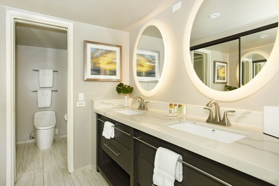 Main Bath - Large dual vanity and high-tech Japanese washlet bidet toilet
