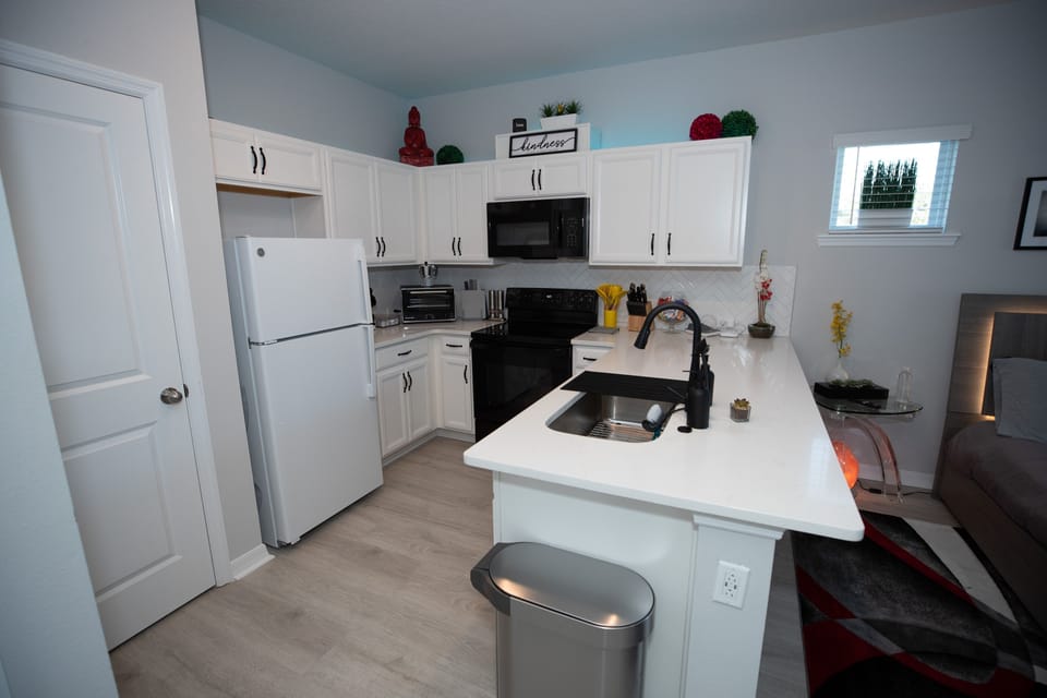 Studio | Private kitchen | Coffee/tea maker, fridge, oven, dishwasher