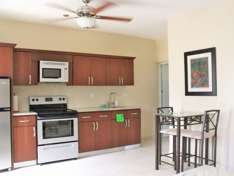 Full kitchen with granite countertop