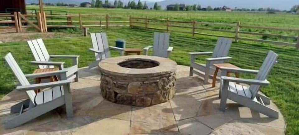 Fire pit