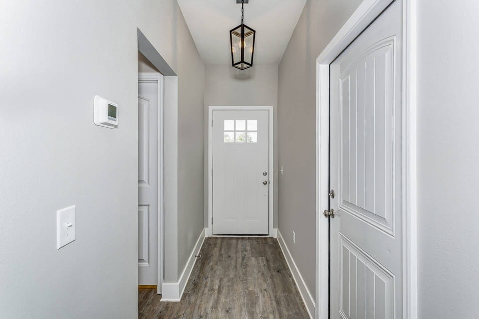 Enter into the Coastal Cottage!