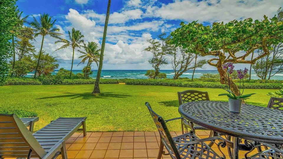 Kaha Lani Resort #125 - Oceanfront Lounging & Dining Lanai - Parrish Kauai