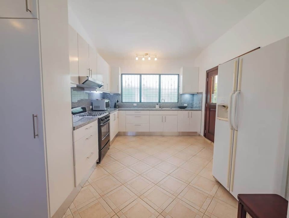2nd floor kitchen