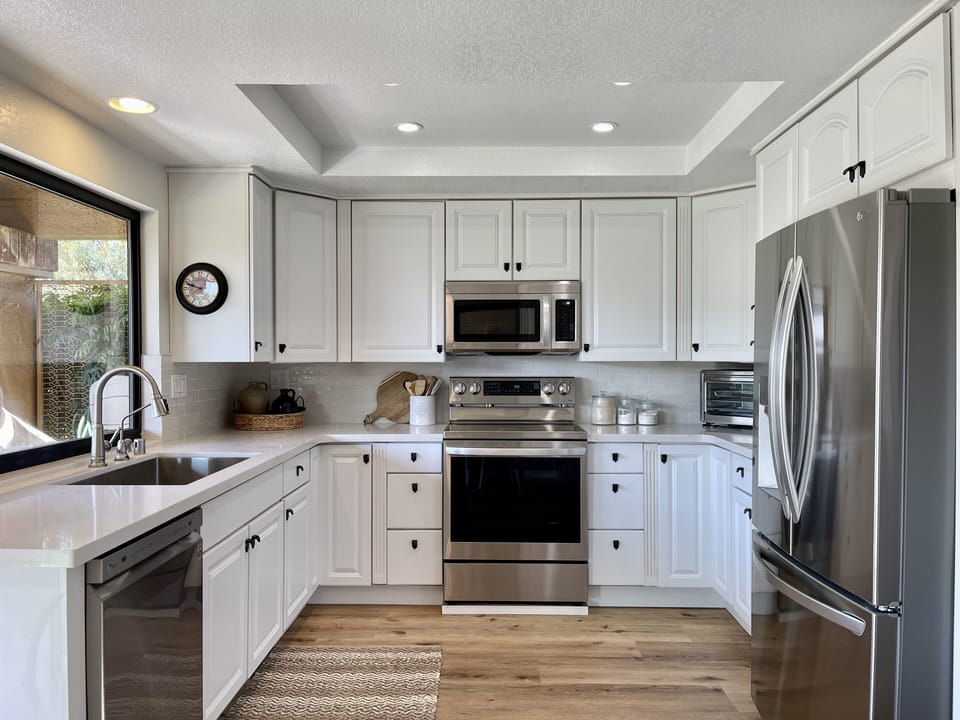 Fully stocked updated kitchen