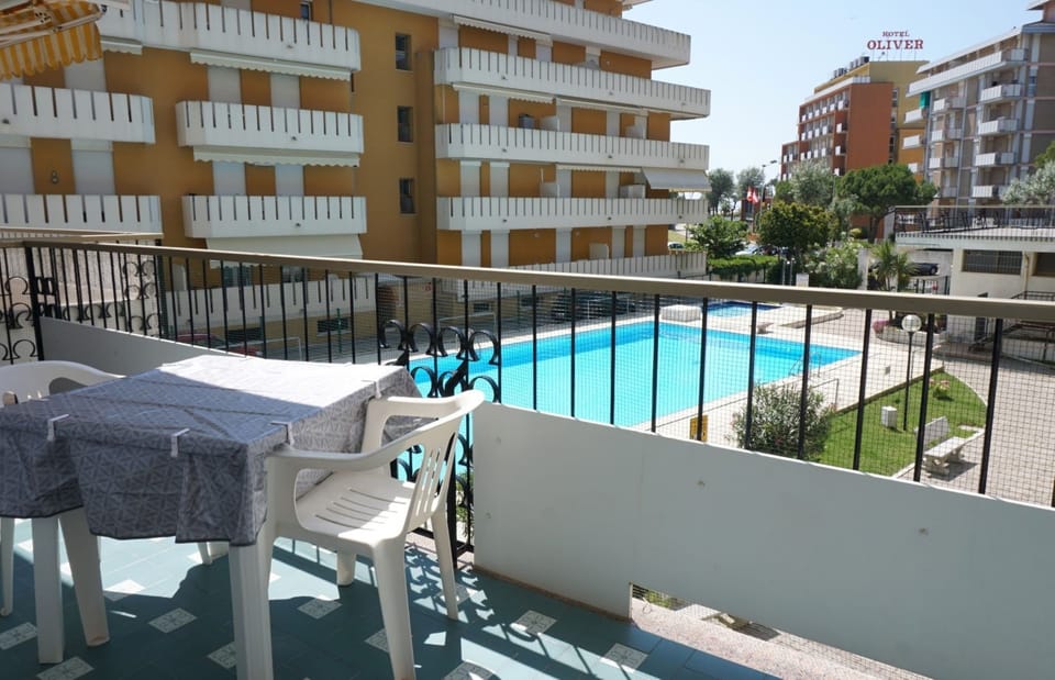 Apartment, 1 Bedroom, Balcony, Pool View | Balcony