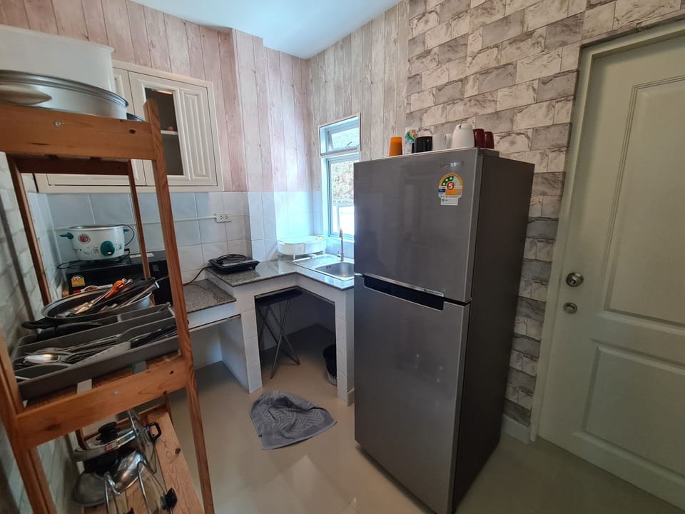 Family Villa, 3 Bedrooms, Private Pool (House no. 855/4) | Private kitchen | Fridge, microwave, stovetop, toaster