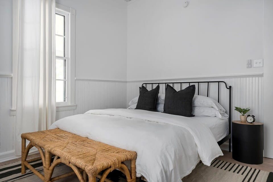 King size bed