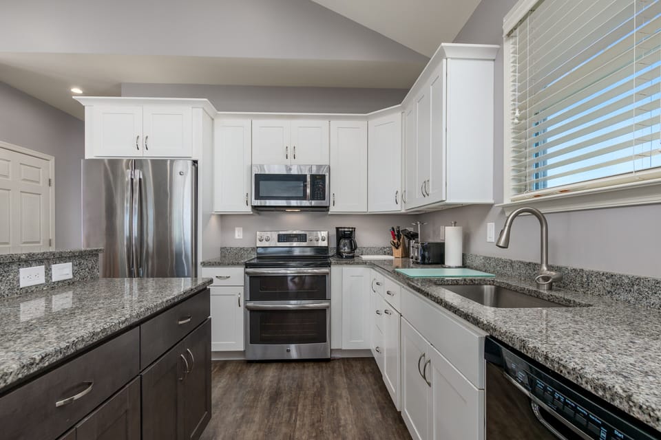 Room for a Chef and Sous Chefs!