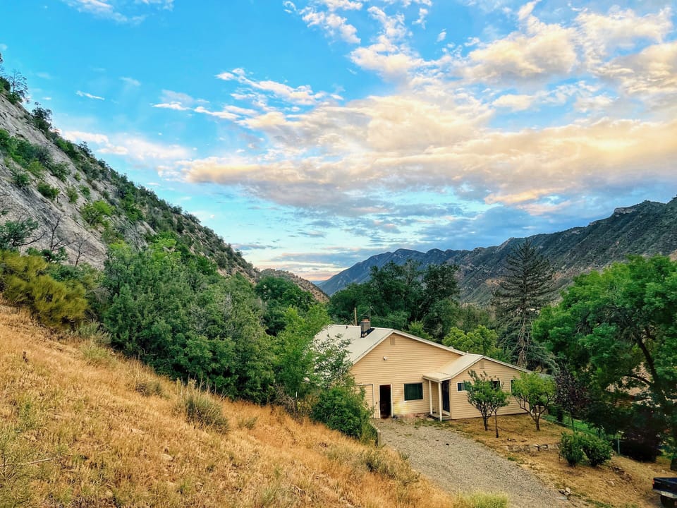 Beauty of being in the mountains with convenience of being downtown.