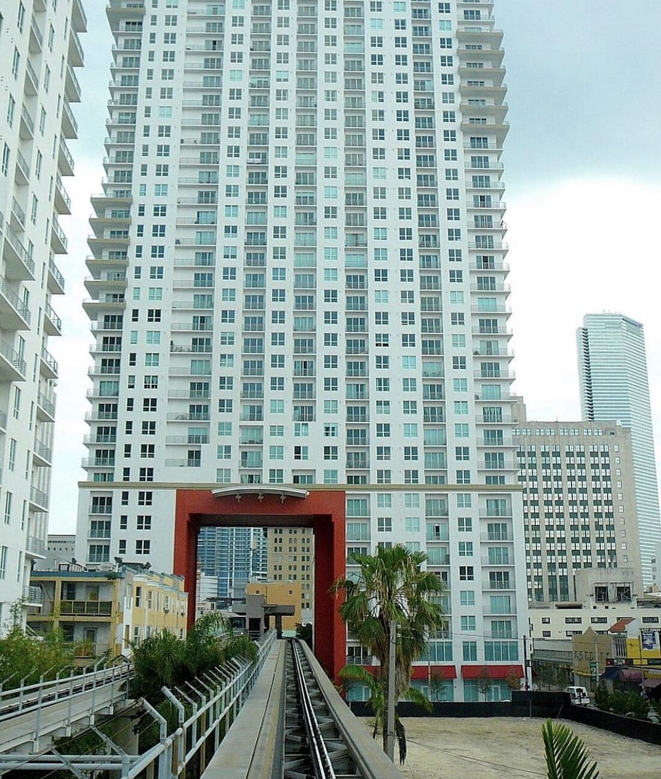 Building architecture 
