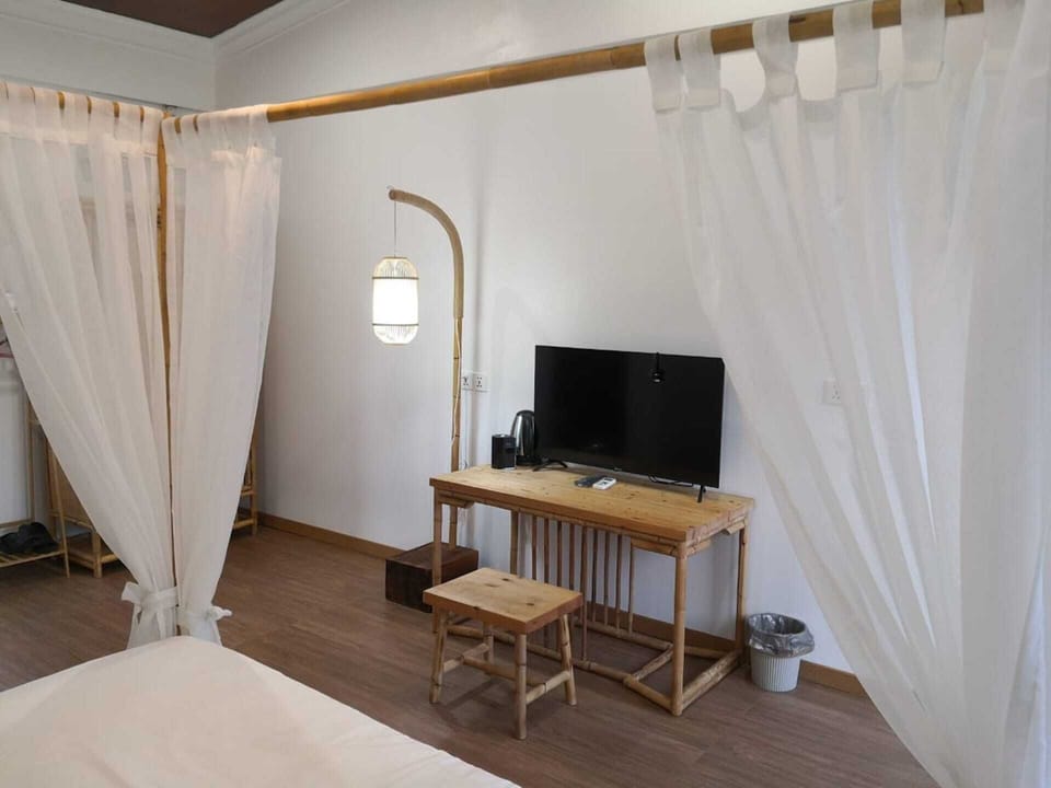 Deluxe Cabin | Free WiFi, bed sheets
